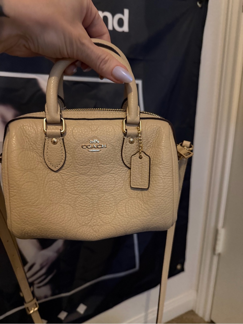 Coach Signature Embossed Mini Oat Rowan - Picture 6 of 6